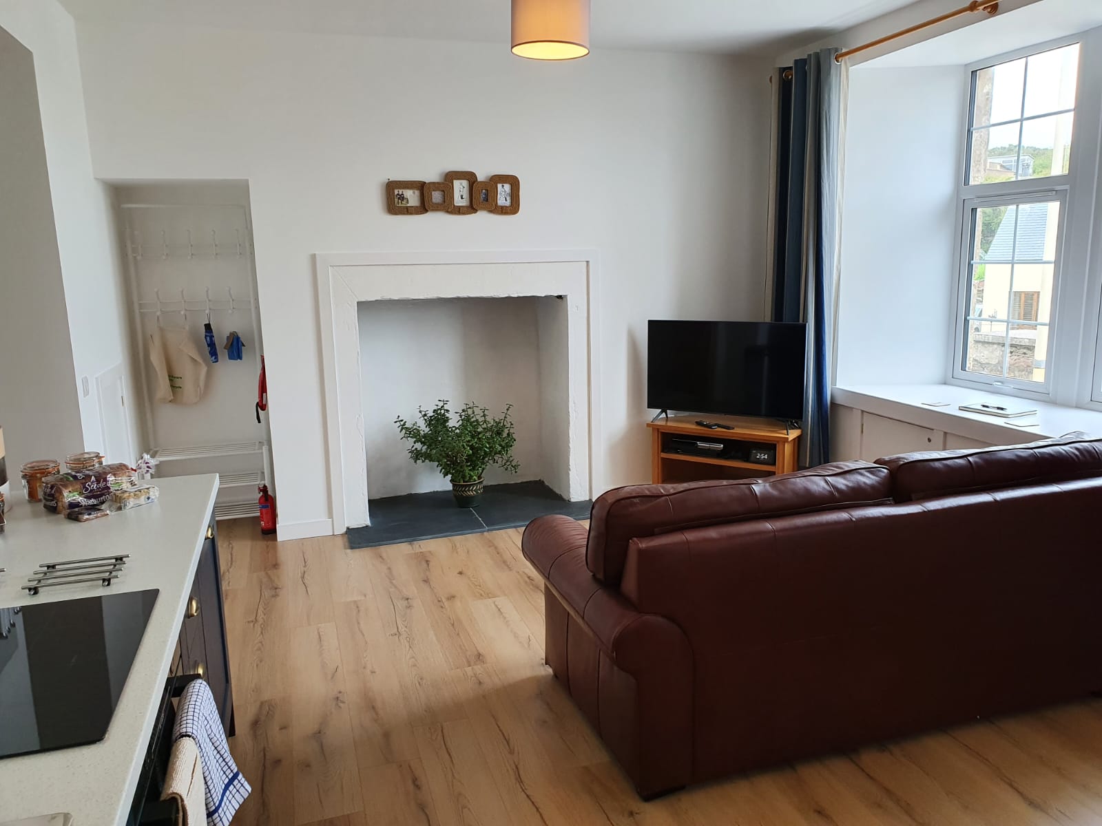 The Quadrant - Lounge